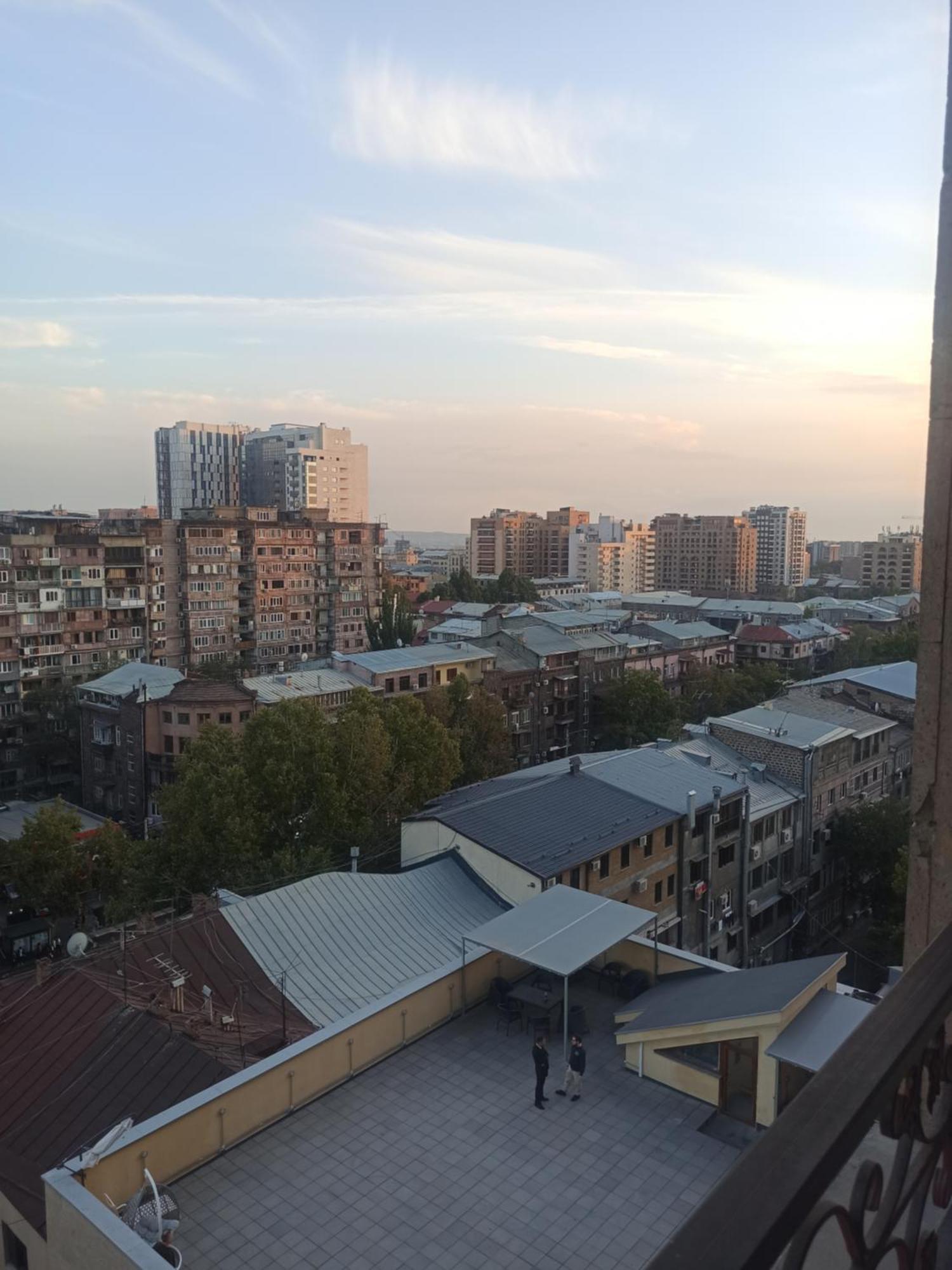 Красивая, Просторная Квартира В Самом Центре Еревана, Рядом С Оперным Театром. Erivan Exterior foto